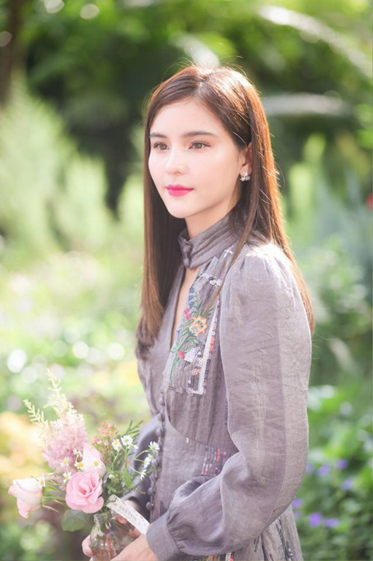 Hai dự án của Aom Sushar bị ‘đắp chiếu’ đến mức fan cũng không biết sắp lên sóng Ảnh 2