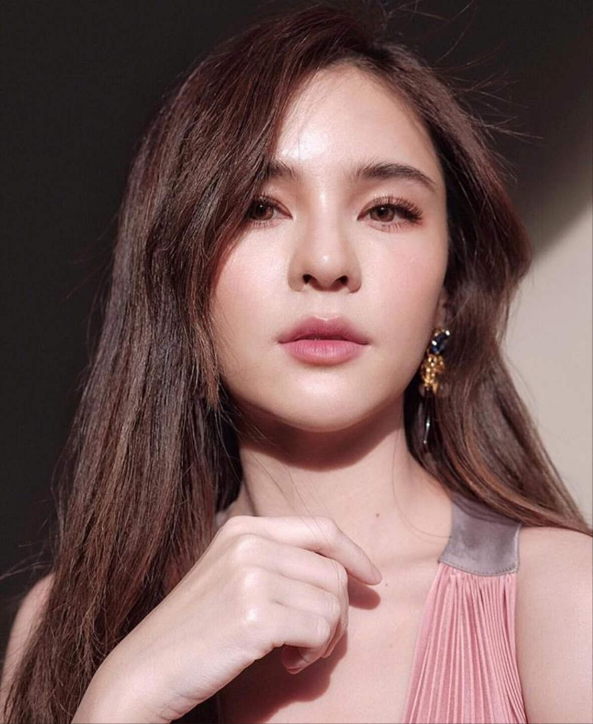 Hai dự án của Aom Sushar bị ‘đắp chiếu’ đến mức fan cũng không biết sắp lên sóng Ảnh 1