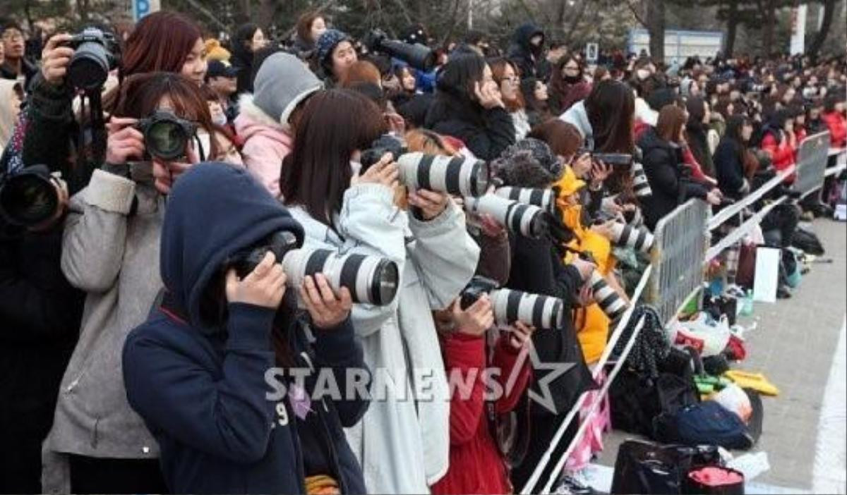 'Bá đạo' như fansite NCT, không thích thứ gì trên người thần tượng là sẽ… xóa sạch Ảnh 11