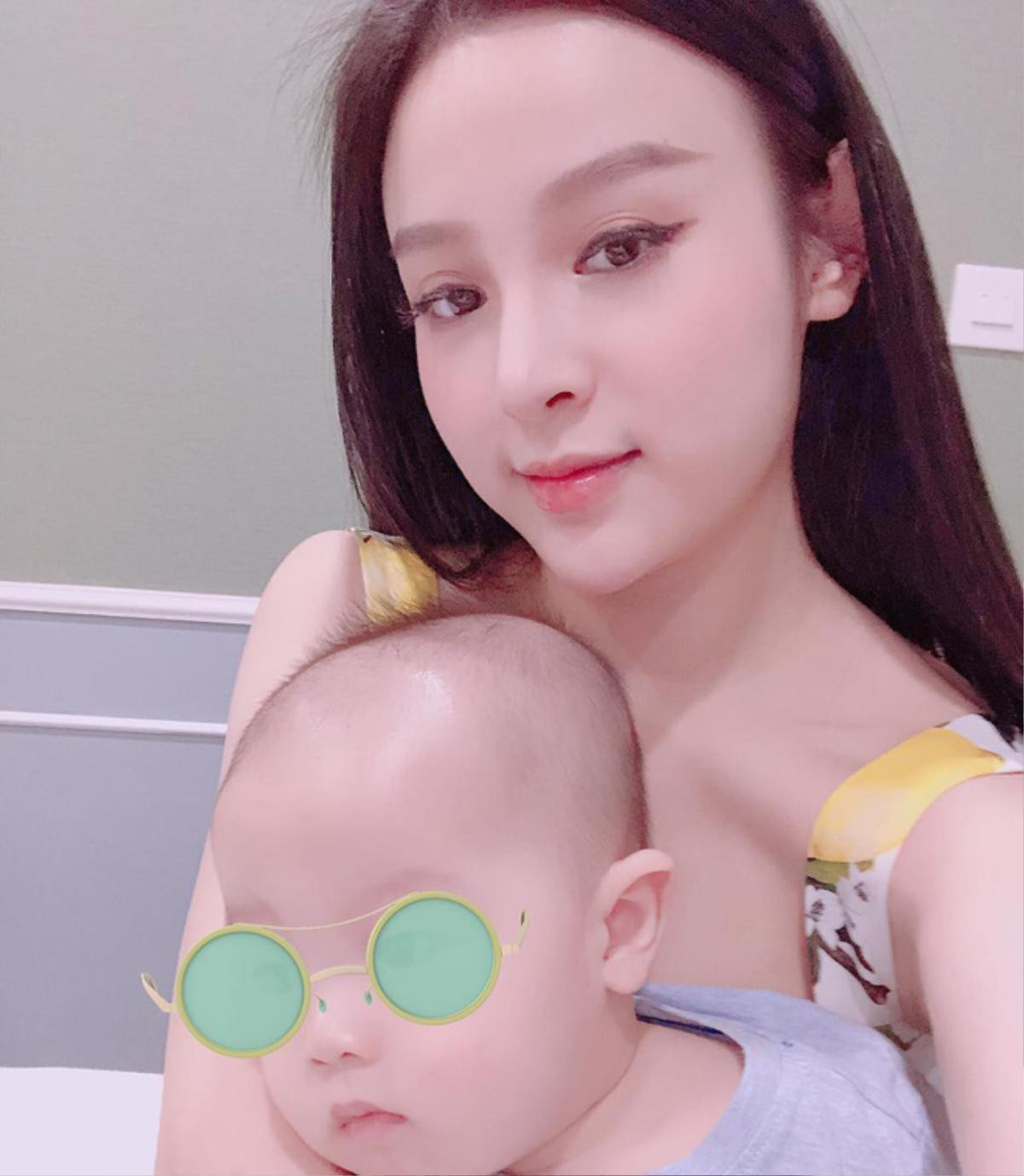 Huyền Baby: Hành trình lột xác từ hot girl 'mặt búng ra sữa' đến hot mom sang chảnh thời hiện đại Ảnh 19