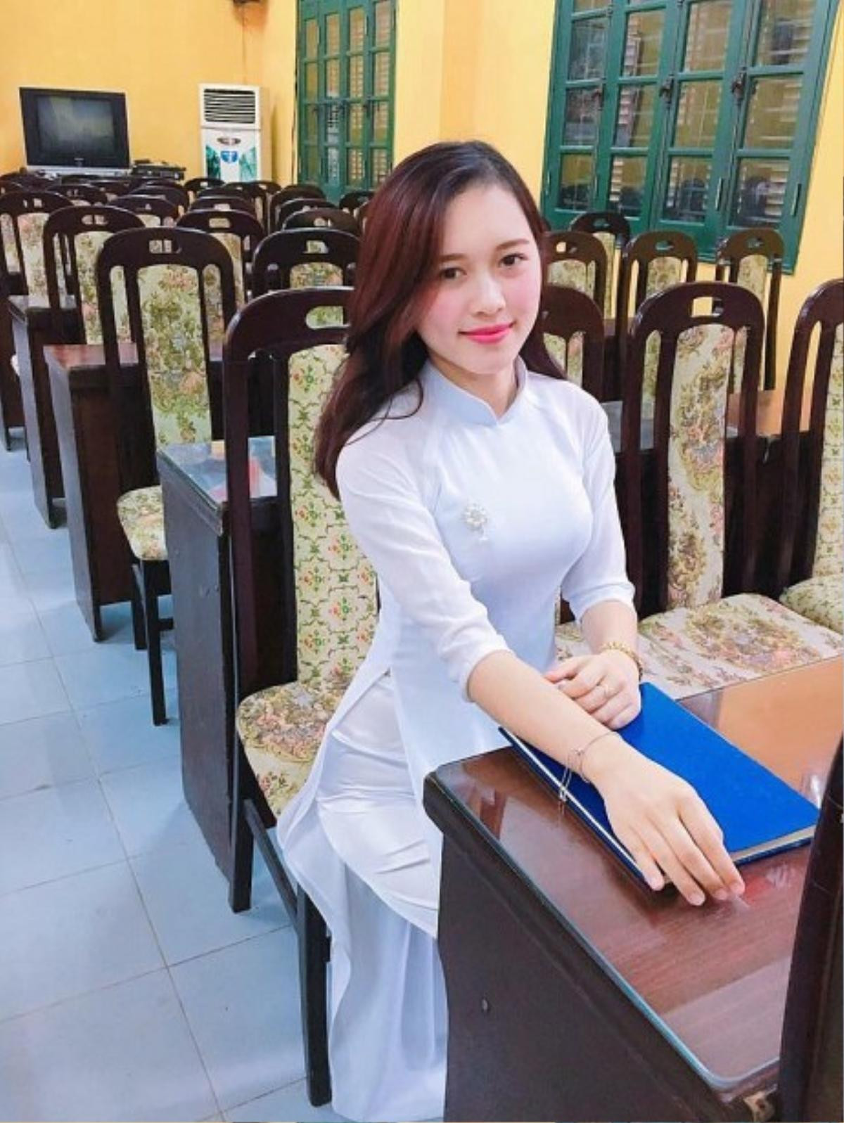 Cựu nữ sinh ĐH Sư phạm chia sẻ 'bí kíp' vừa ra trường đã thành cô giáo được học sinh tâm phục khẩu phục vì quá xinh và tâm lý Ảnh 2