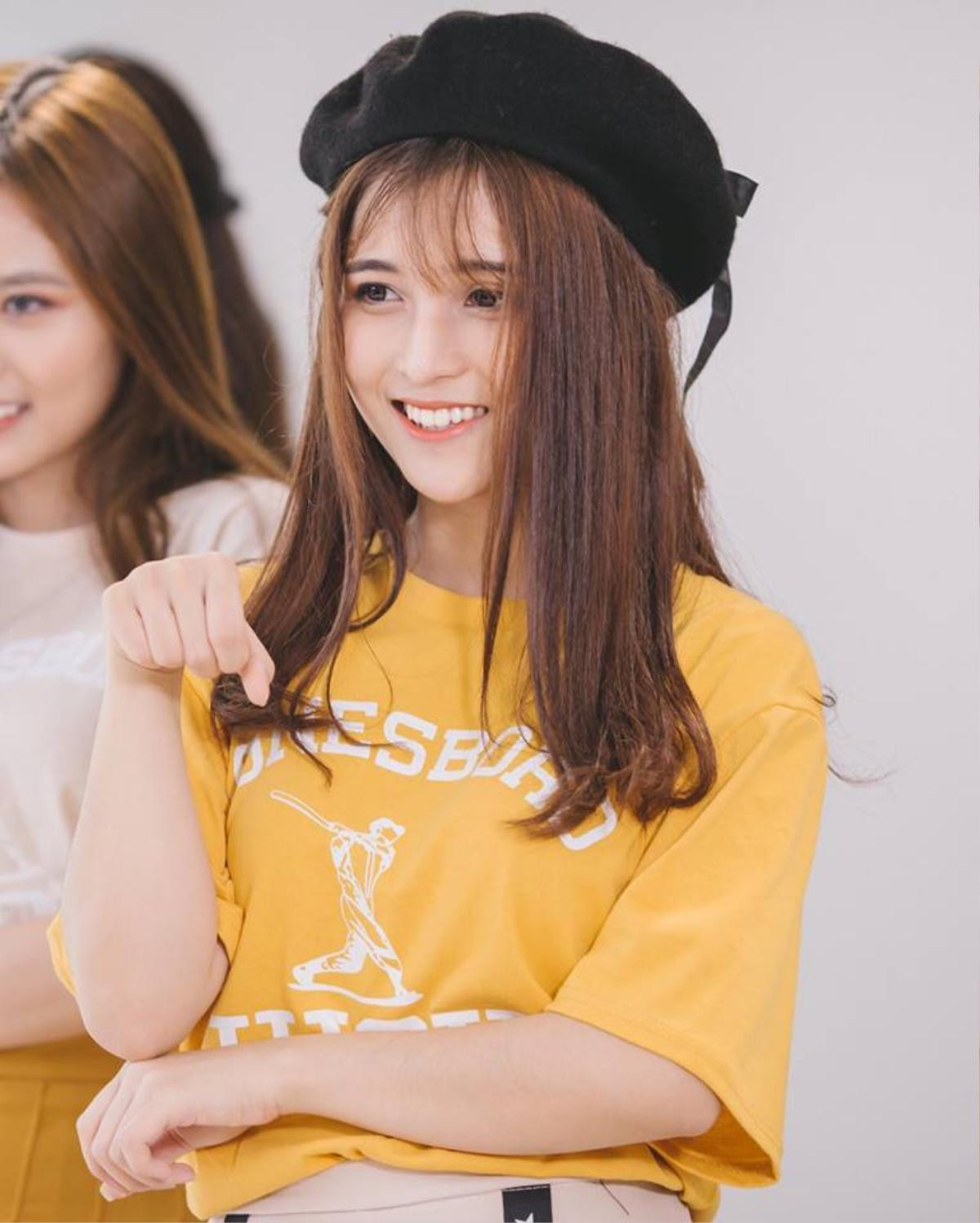 Gặp nữ sinh trường Luật có gương mặt đẹp giống hệt Nancy (Momoland), sở hữu cực nhiều tài lẻ Ảnh 9