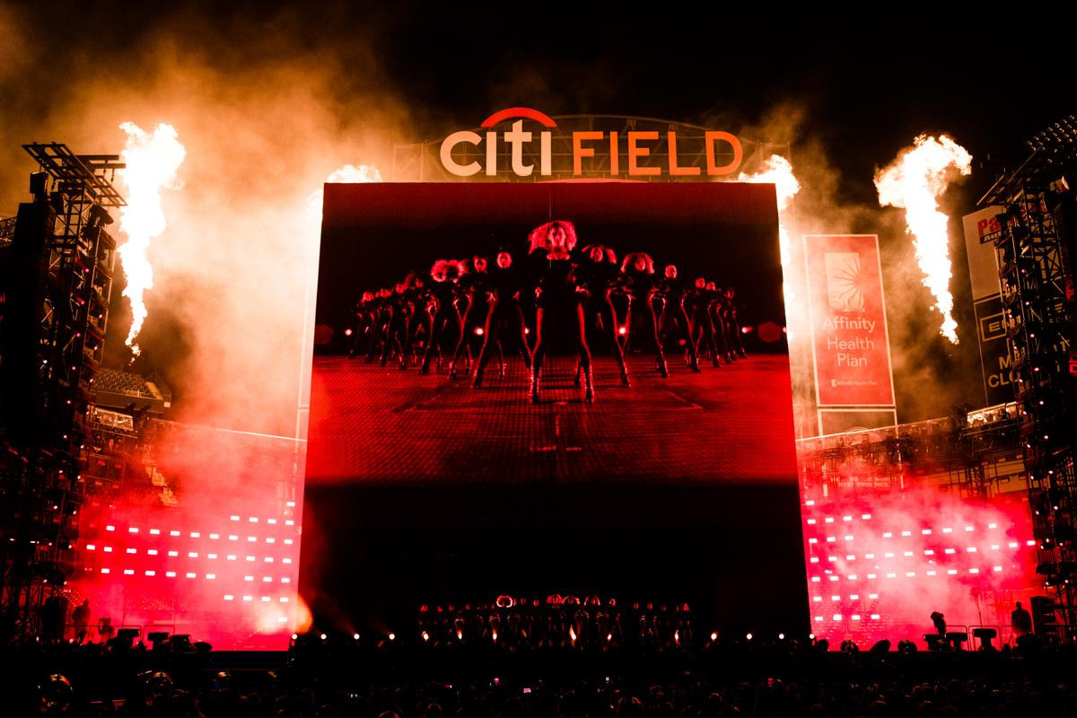 Khi Britney - Ariana còn chưa 'dám' hát ở Citi Field thì BTS đã bán sạch hơn 40.000 vé trong… 20 phút Ảnh 3