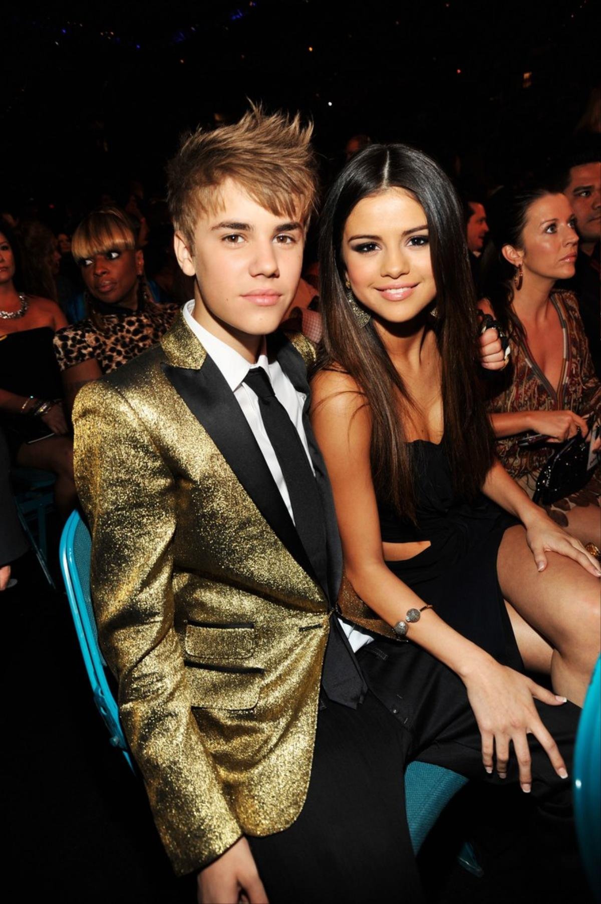 Một mùa VMAs lại về: Khán giả bồi hồi vì chẳng thể thấy thêm một lần Justin Bieber và Selena Gomez vai kề vai… Ảnh 5