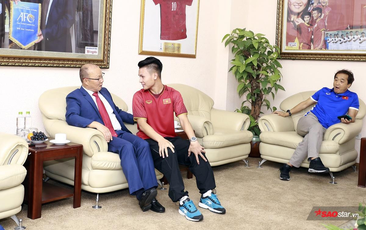 Đằng sau chuyện thầy Park phạt 'sao' U23 Việt Nam 10 triệu và kỳ tích ASIAD Ảnh 2