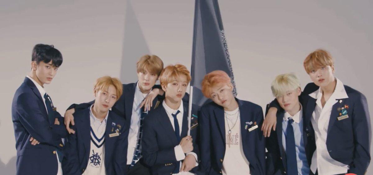 Tung thính nhá hàng, NCT Dream làm fan khóc thét vì ‘Đến chiếc hoa cài áo cũng đắt là sao?’ Ảnh 17