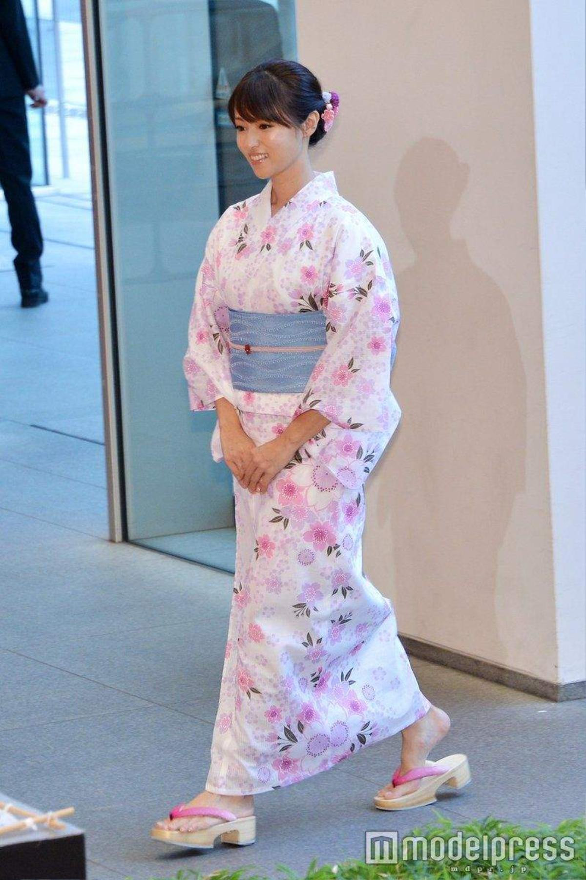 Top 10 nữ diễn viên Nhật Bản mặc Yukata đẹp nhất Ảnh 15