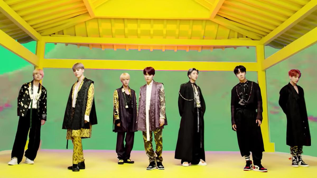 MV Kpop tuần qua: Liệu ARMY có giúp BTS cùng 'Idol' 'thống trị' luôn BXH này? Ảnh 1