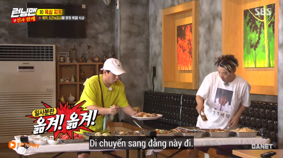 Running Man tập 415: Haha bị thần chết gõ cửa lúc đi vệ sinh, Kwang Soo đắm đuối hôn… Jong Kook Ảnh 28