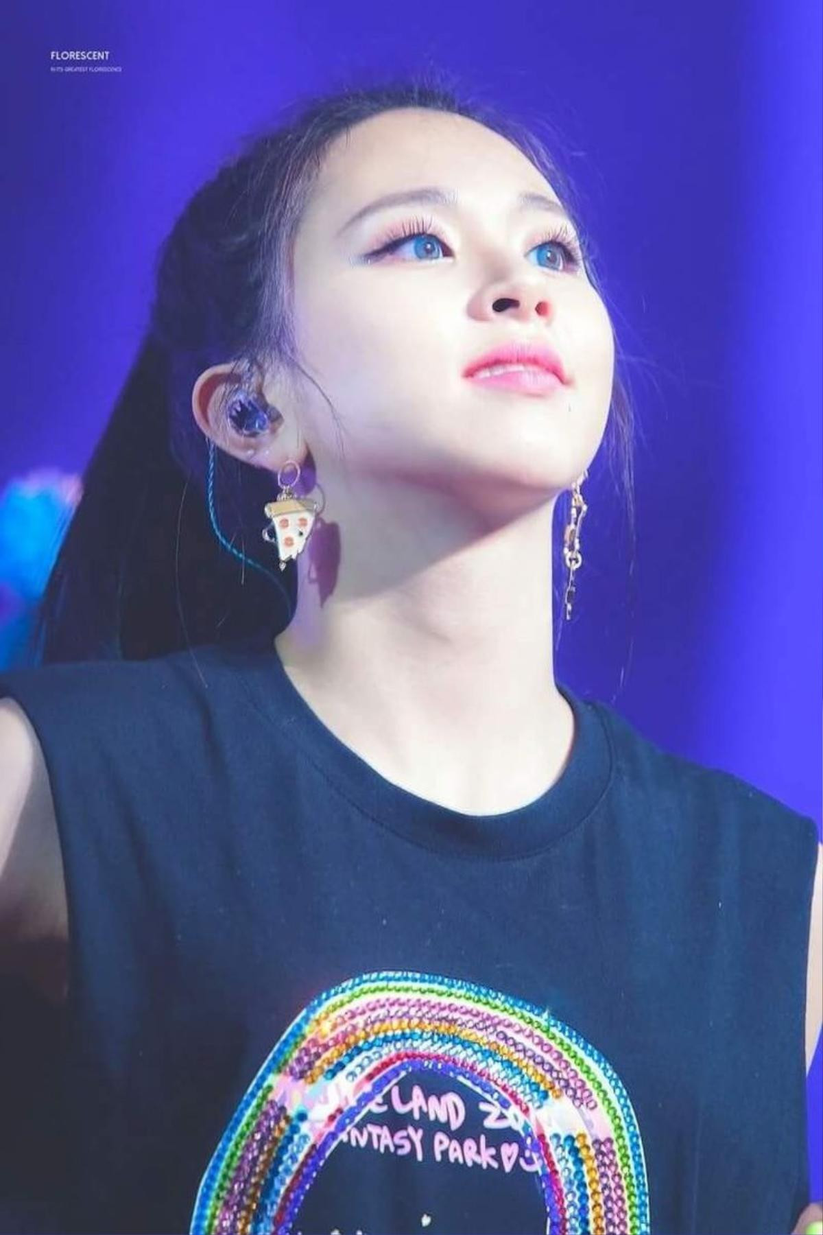 Chaeyoung (Twice) lột xác với phong cách trang điểm như sao Hollywood Ảnh 1