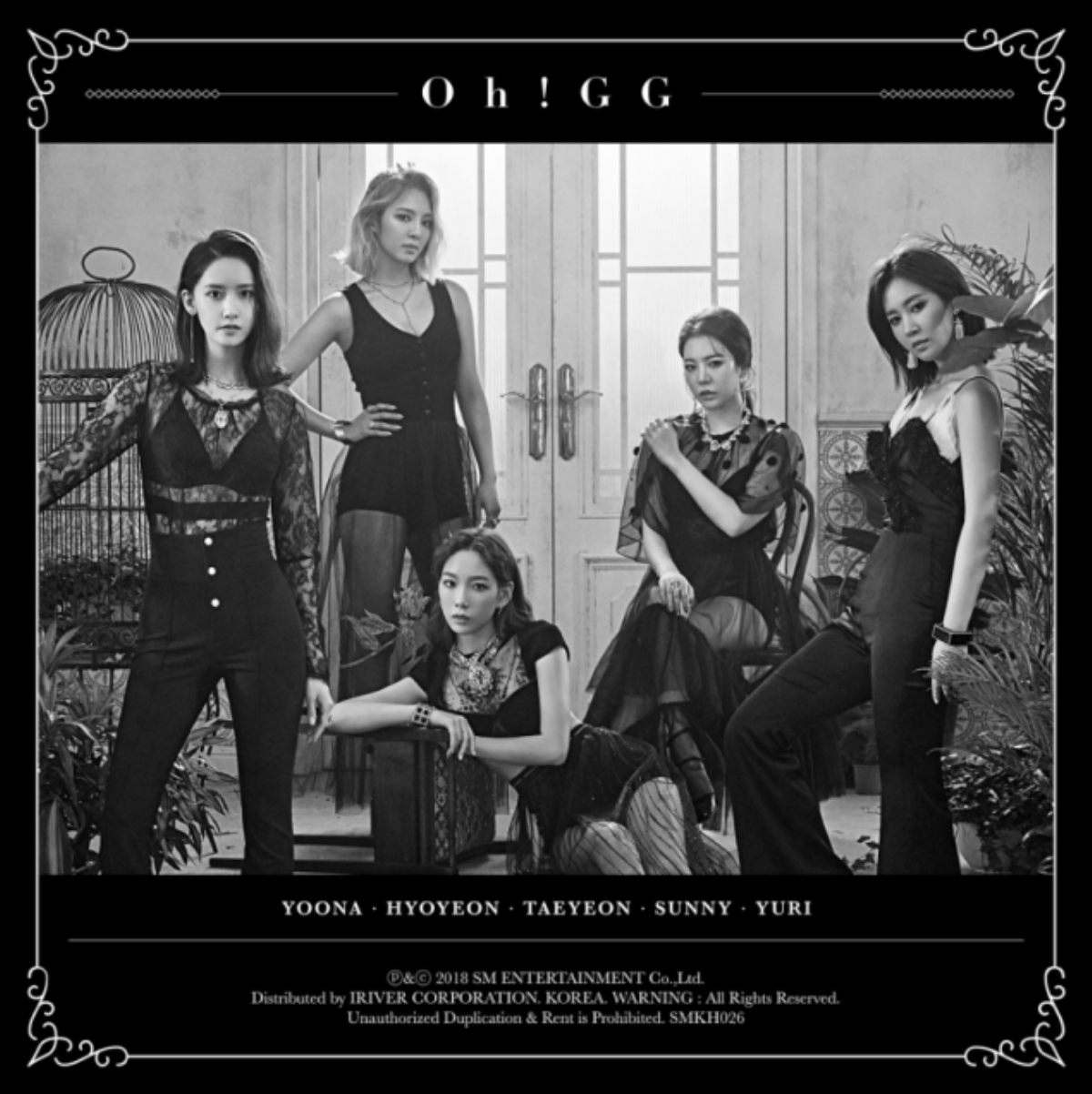 SNSD - Oh!GG: 'Nhìn staff SM nghe bài mới thì chúng tôi hiểu Lil 'Touch sẽ gây nghiện đến mức nào!' Ảnh 1