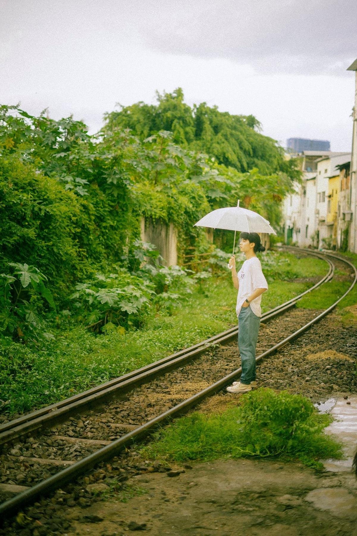 Bộ ảnh tuyệt đẹp của cặp đôi đồng tính nữ: 'Ngày mai ra sao? Kệ đi! Hôm nay mình có nhau' Ảnh 19