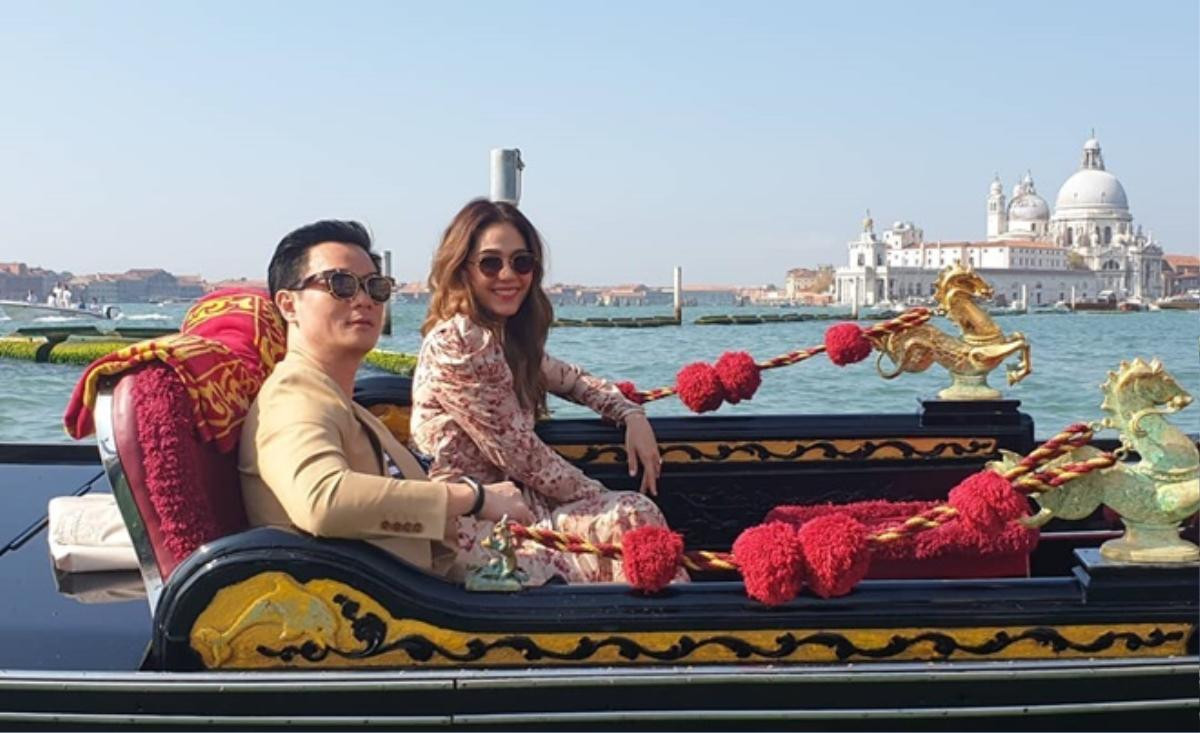 LHP Venice 2018: Chompoo Araya rạng rỡ khoe sắc, cùng chồng tỷ phú ‘trốn con’ hẹn hò lãng mạn Ảnh 11