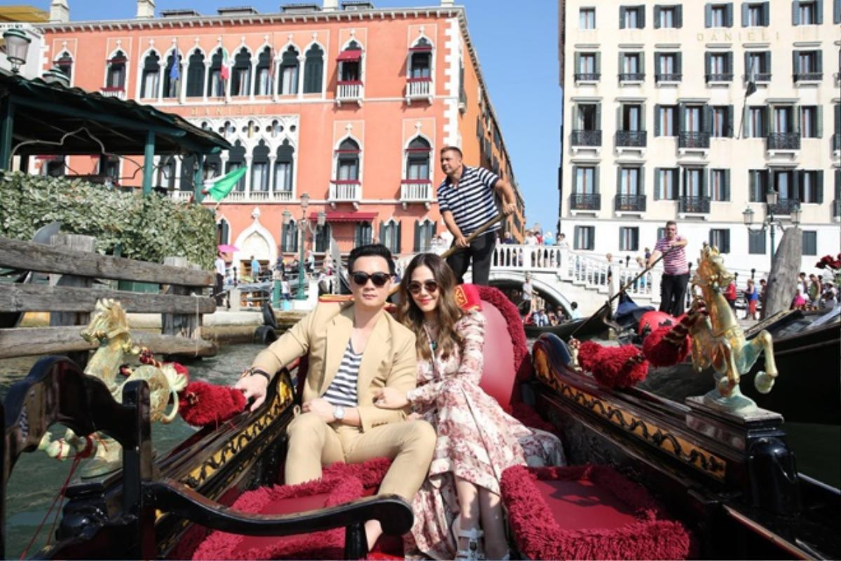 LHP Venice 2018: Chompoo Araya rạng rỡ khoe sắc, cùng chồng tỷ phú ‘trốn con’ hẹn hò lãng mạn Ảnh 7