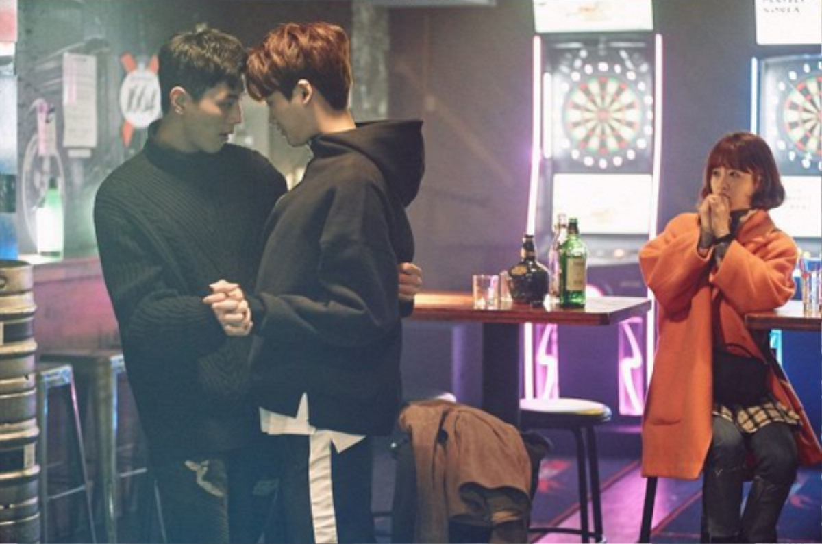 Không còn đóng vai phụ, Kim Ji Soo vẫn không thoát khỏi 'bromance' với bạn diễn nam Ảnh 5