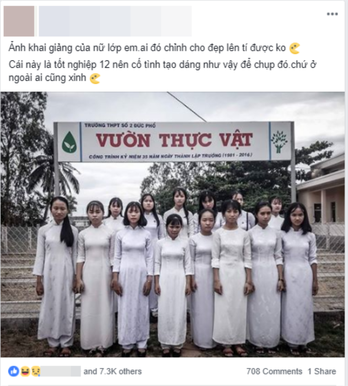 Lên mạng nhờ 'thánh photoshop' chỉnh màu ảnh tốt nghiệp, anh chàng nhận về nguyên album từ poster phim ma 'trăm người một biểu cảm' Ảnh 1