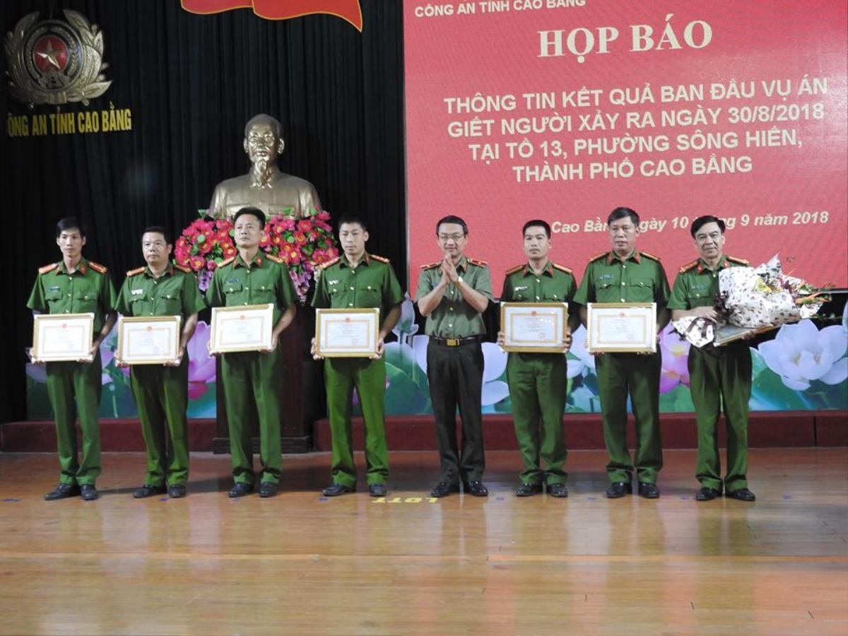 Bác sĩ bóp cổ vợ tử vong rồi cho xác vào bao tải phi tang: Định nhảy sông tự sát nhưng quyết định bỏ trốn Ảnh 4