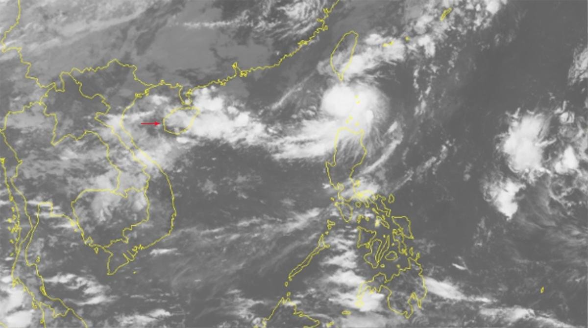 Siêu bão Mangkhut và áp thấp nhiệt đới dồn dập tiến vào Biển Đông Ảnh 1