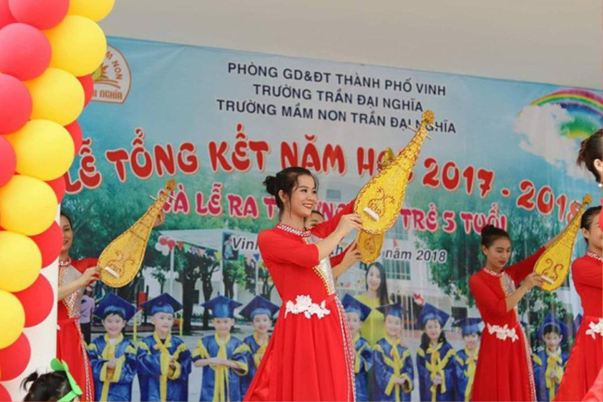 Nhan sắc xinh đẹp của cô giáo mầm non 'chữa cháy' cho học sinh quên bài tập thể Ảnh 1