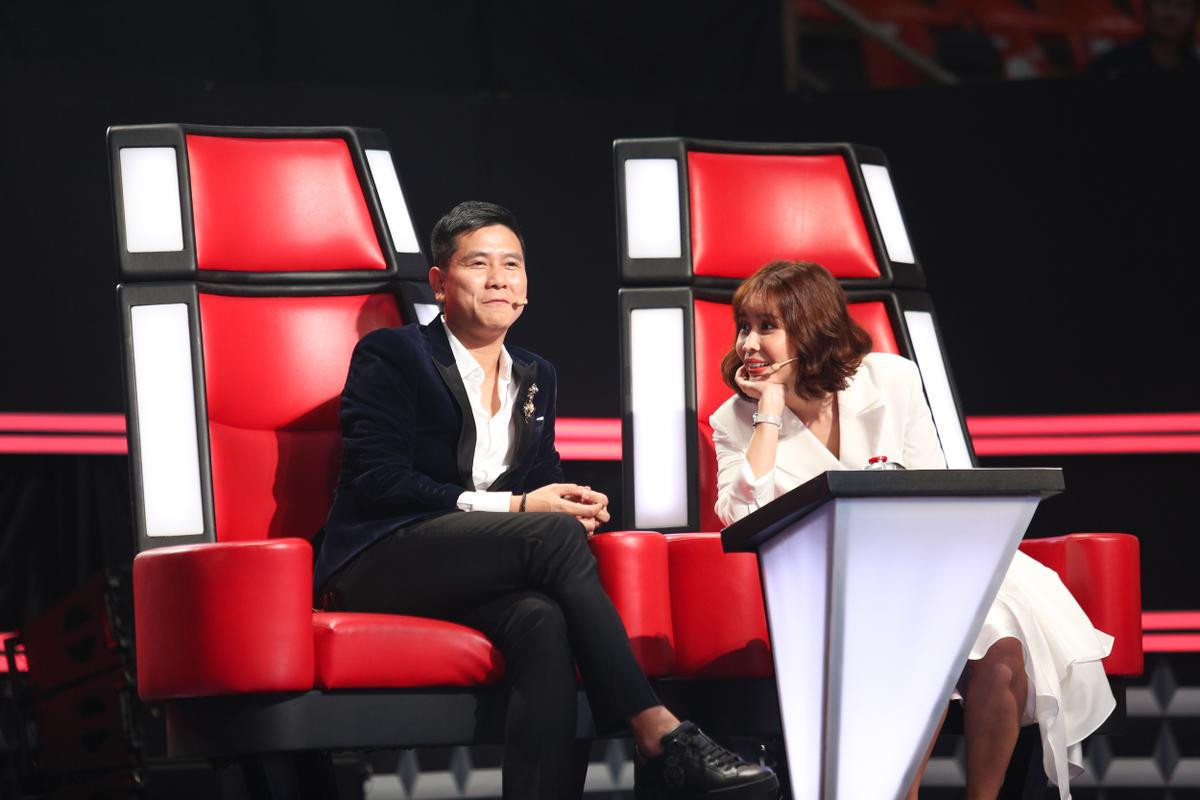 Tập 1 - The Voice Kids: Hot như phim cung đấu, bộ sậu quyền lực tung chiêu 'độc' để 'giành giựt' thí sinh Ảnh 15