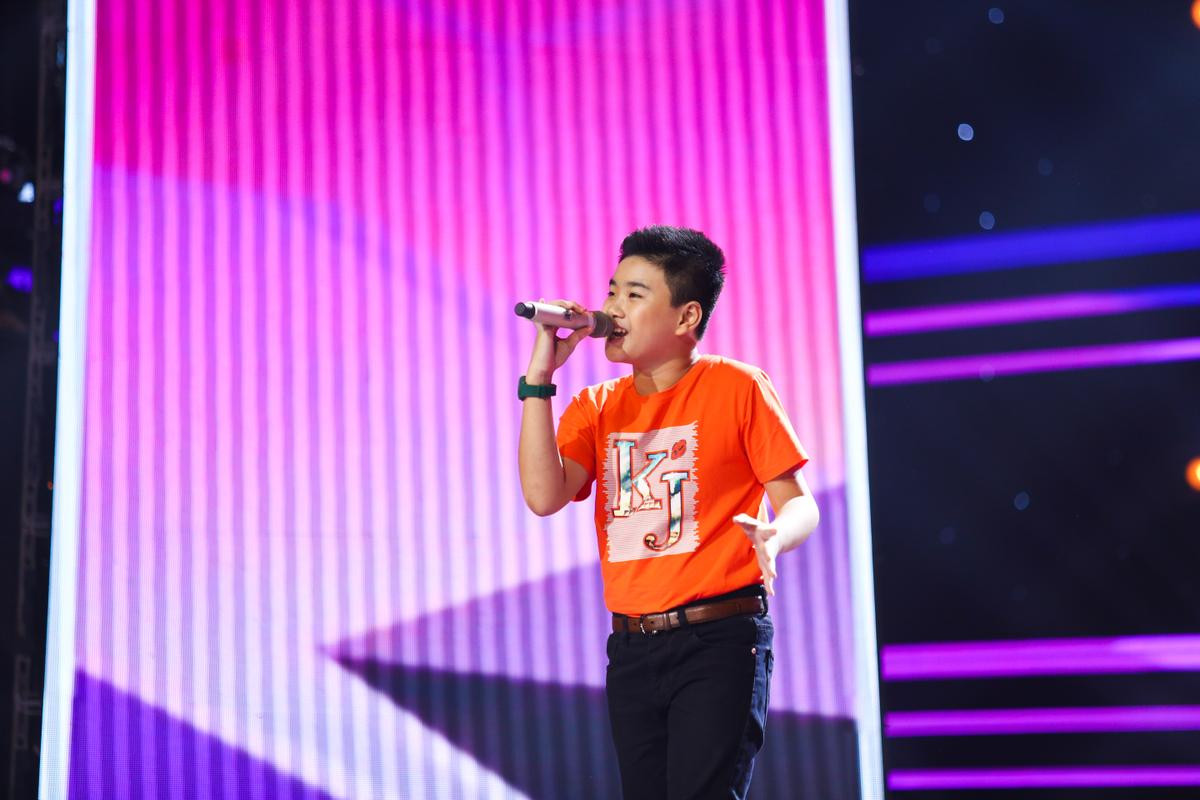 Tập 1 - The Voice Kids: Hot như phim cung đấu, bộ sậu quyền lực tung chiêu 'độc' để 'giành giựt' thí sinh Ảnh 16