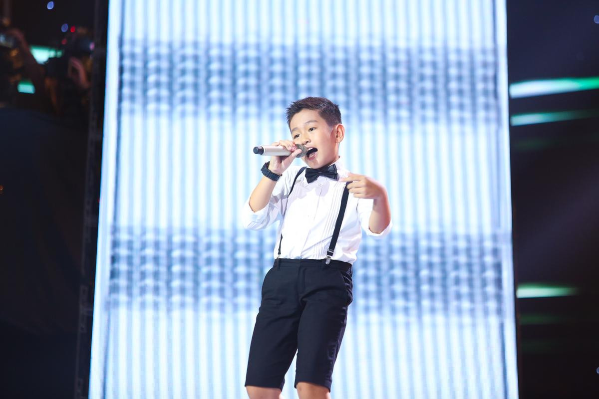 Tập 1 - The Voice Kids: Hot như phim cung đấu, bộ sậu quyền lực tung chiêu 'độc' để 'giành giựt' thí sinh Ảnh 10