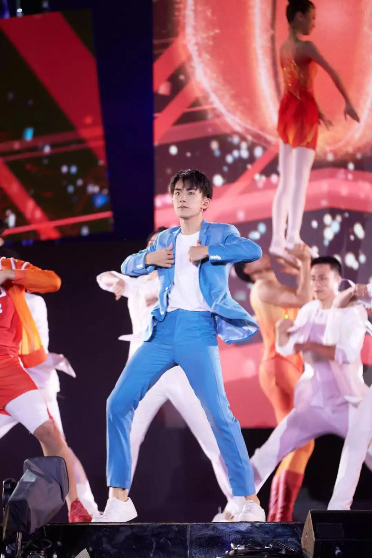 Lối đi riêng của từng thành viên của TFBoys: Mỗi người có một thành công riêng, không nên so sánh ai hơn ai Ảnh 3