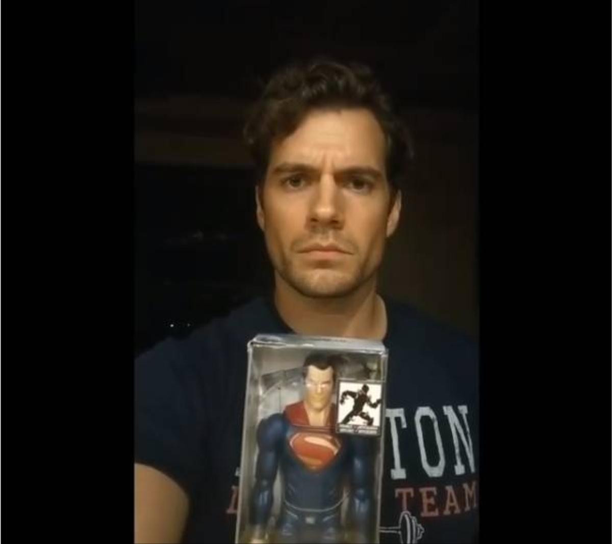 Henry Cavill đăng clip sau tin đồn bỏ vai Superman, fan muốn anh gia nhập Marvel Ảnh 3