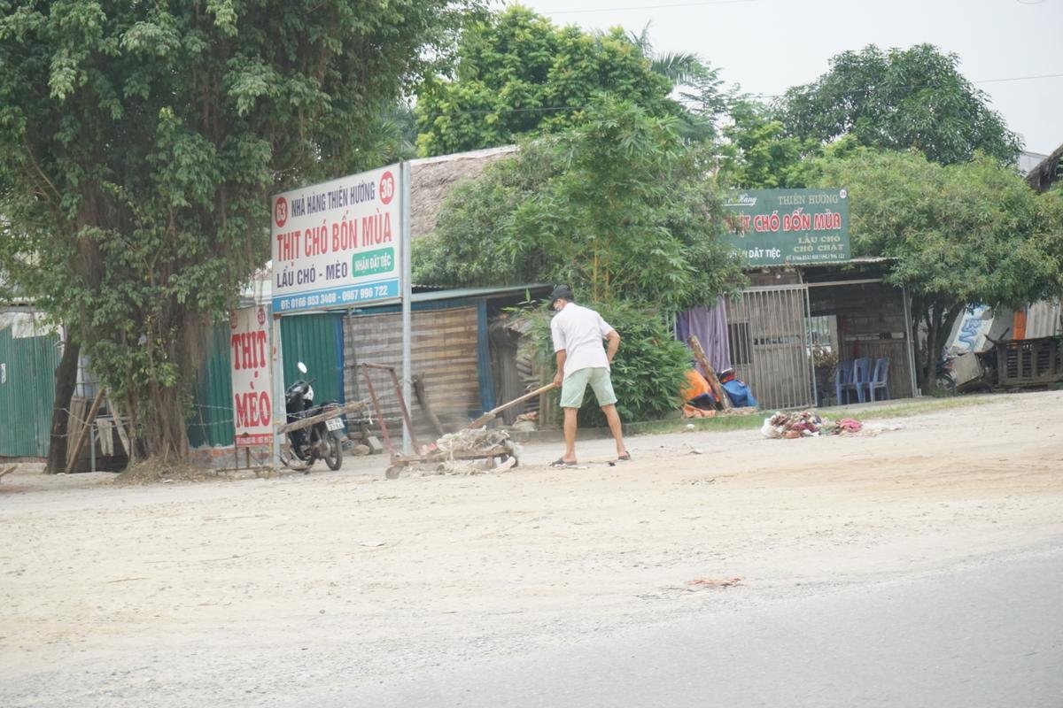 Ngôi làng ở Hà Nội ăn 4 tấn thịt chó trong ngày Tết: ‘Việc bỏ tục lệ ăn thịt chó ở đây là rất khó’ Ảnh 6