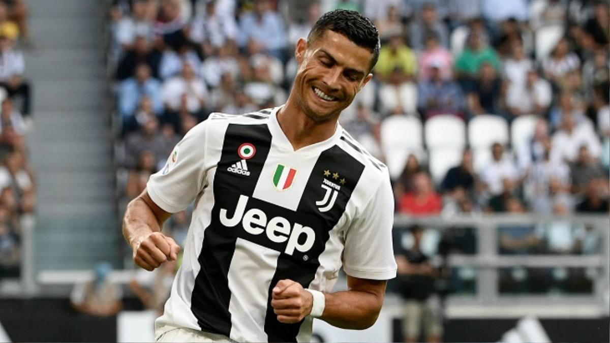 Vì sao Juventus nên để Ronaldo đá trung phong cắm? Ảnh 3