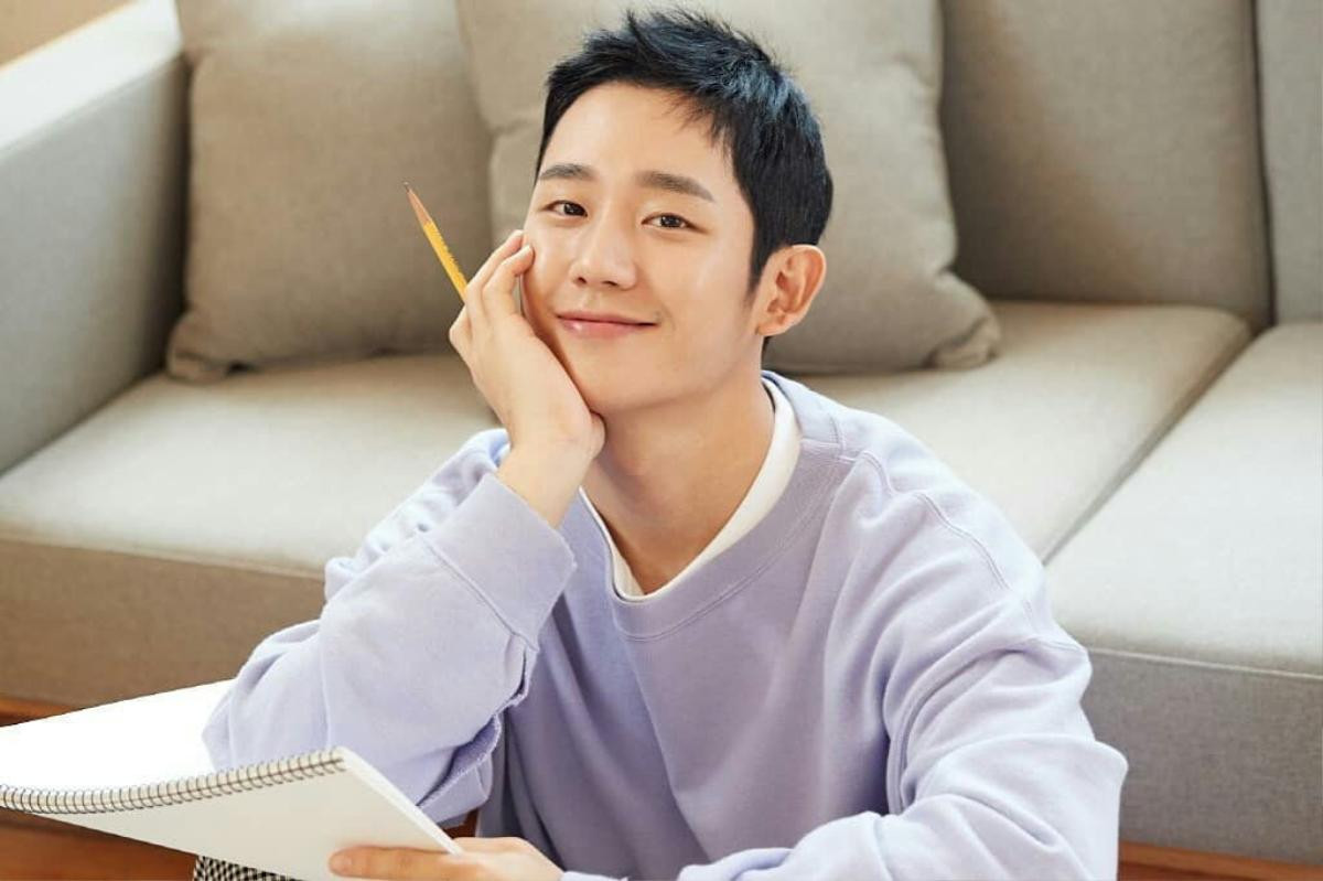 Tiết lộ hình ảnh đầu tiên của Jung Hae In và Kim Go Eun trong phim 'Yoo Yeol’s Music Album' Ảnh 1