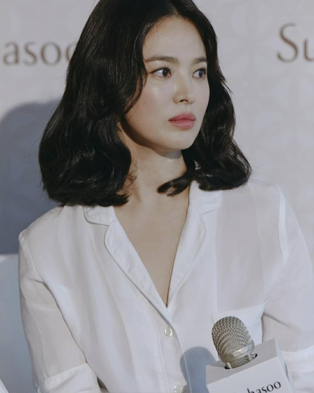 Chẳng mấy khi chịu xuất hiện, Song Hye Kyo giữ vững phong độ xinh đẹp như một ‘búp bê sống’ Ảnh 4