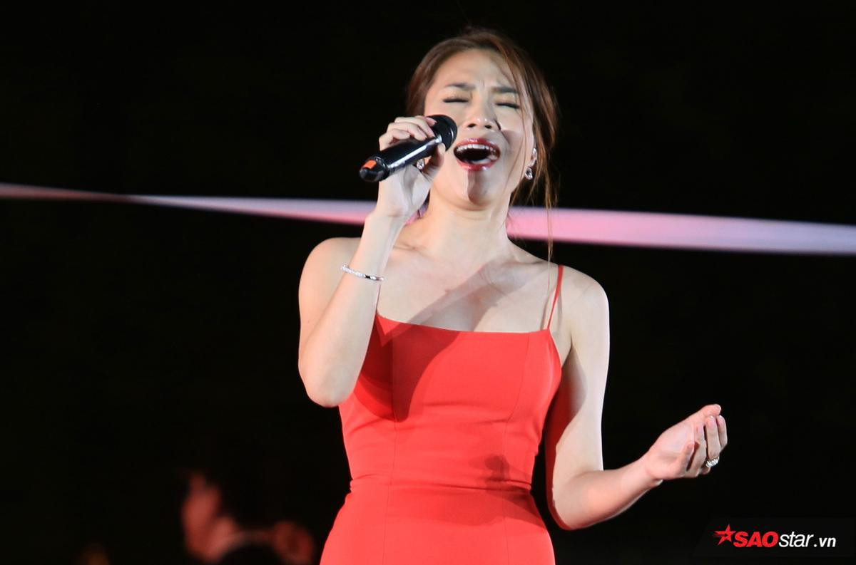 Trân trọng giới thiệu 'Thánh quên lời' Mỹ Tâm: 'Thản nhiên' chế lyrics… khác hoàn toàn nguyên tác Ảnh 2