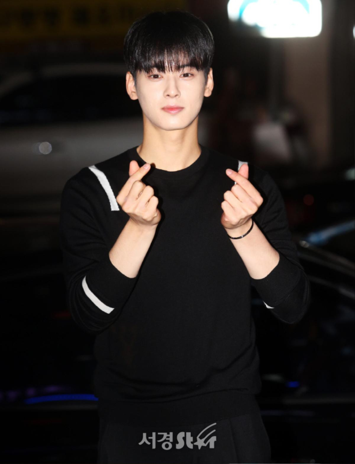 Cha Eun Woo (ASTRO), Lim Soo Hyang và Park Joo Mi đẹp rạng rỡ tại buổi tiệc kết thúc phim 'Người đẹp Gangnam' Ảnh 8