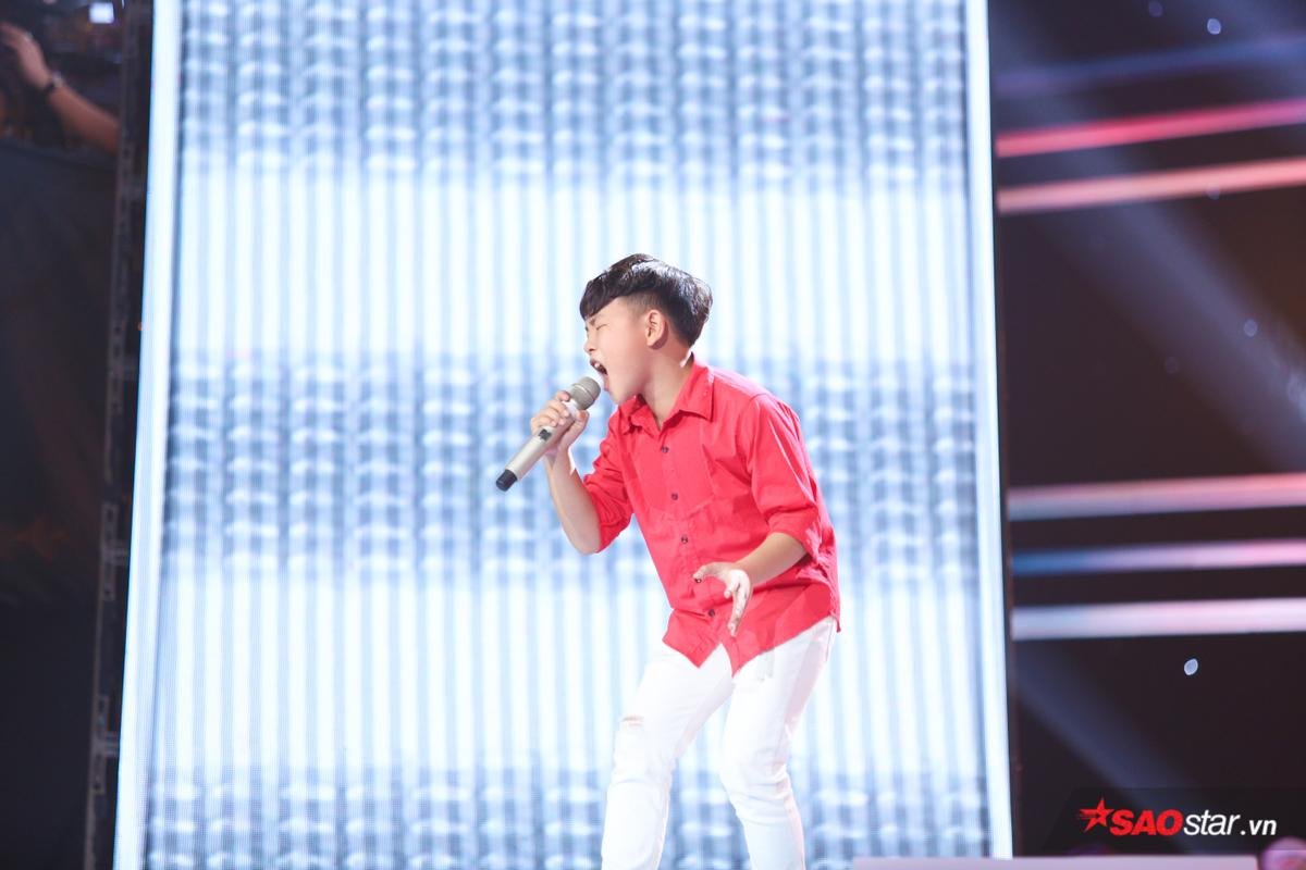 Đào Đình Anh Tuấn: Chàng trai nhỏ khiến bộ sậu HLV The Voice Kids '3 lần 4 lượt' tranh nhau không hồi kết Ảnh 1