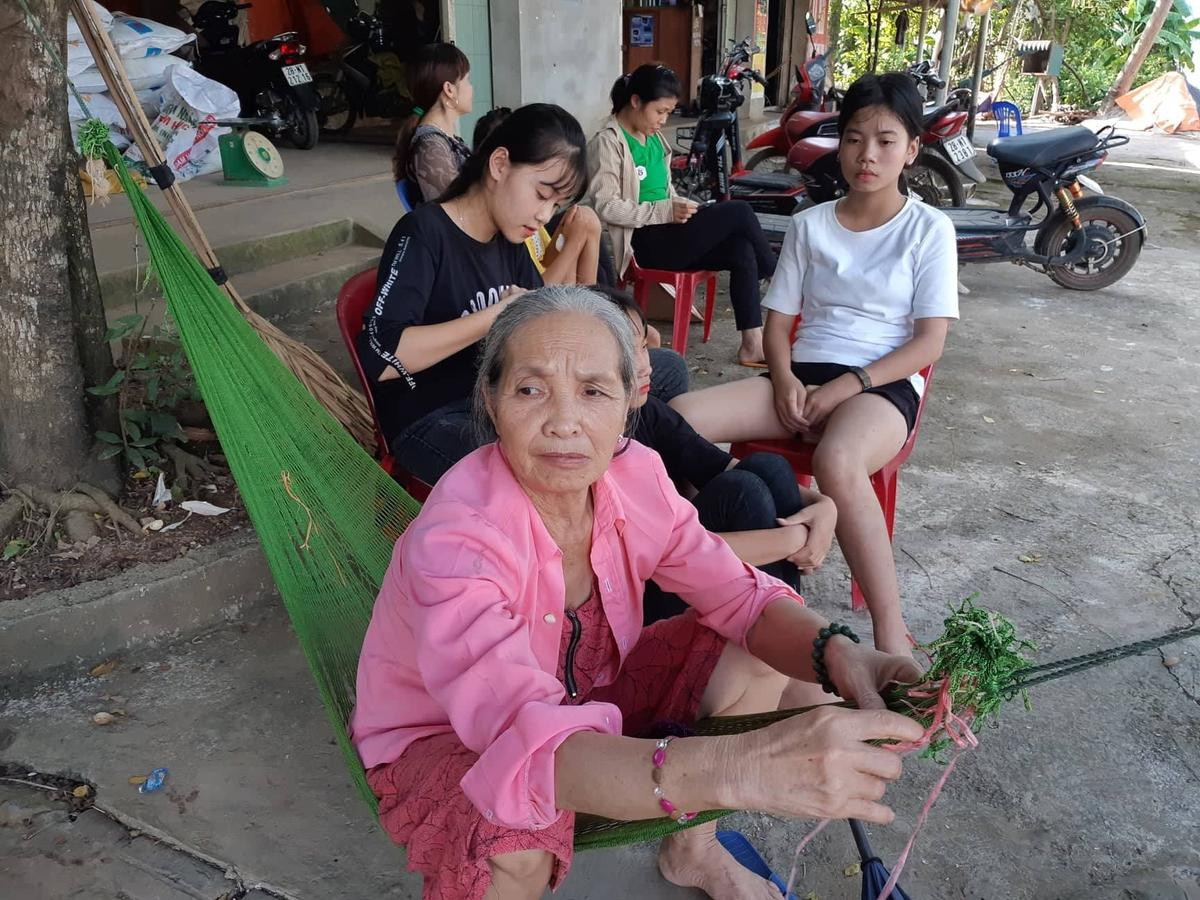 Chân dung hai nghi phạm giết tài xế rồi ném xác xuống đèo Thung Khe: Đều nghiện ma tuý, ham chơi đua đòi Ảnh 3