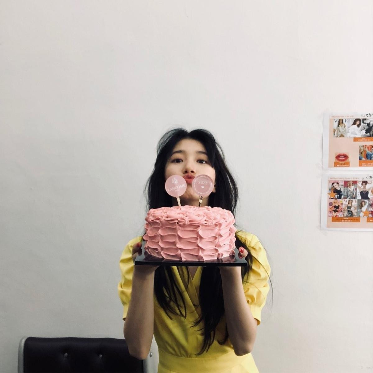 Chỉ đăng vài tấm ảnh lên instagram, fan ca tụng Suzy không phải con người bình thường vì quá xinh đẹp Ảnh 7