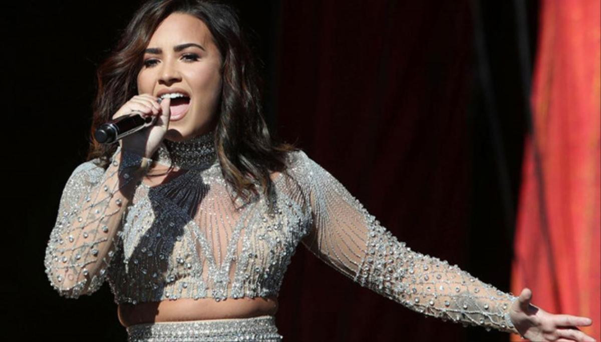 'Công chúa Disney' Demi Lovato lộ diện lần đầu sau 'bê bối' vì sử dụng ma túy quá liều Ảnh 2