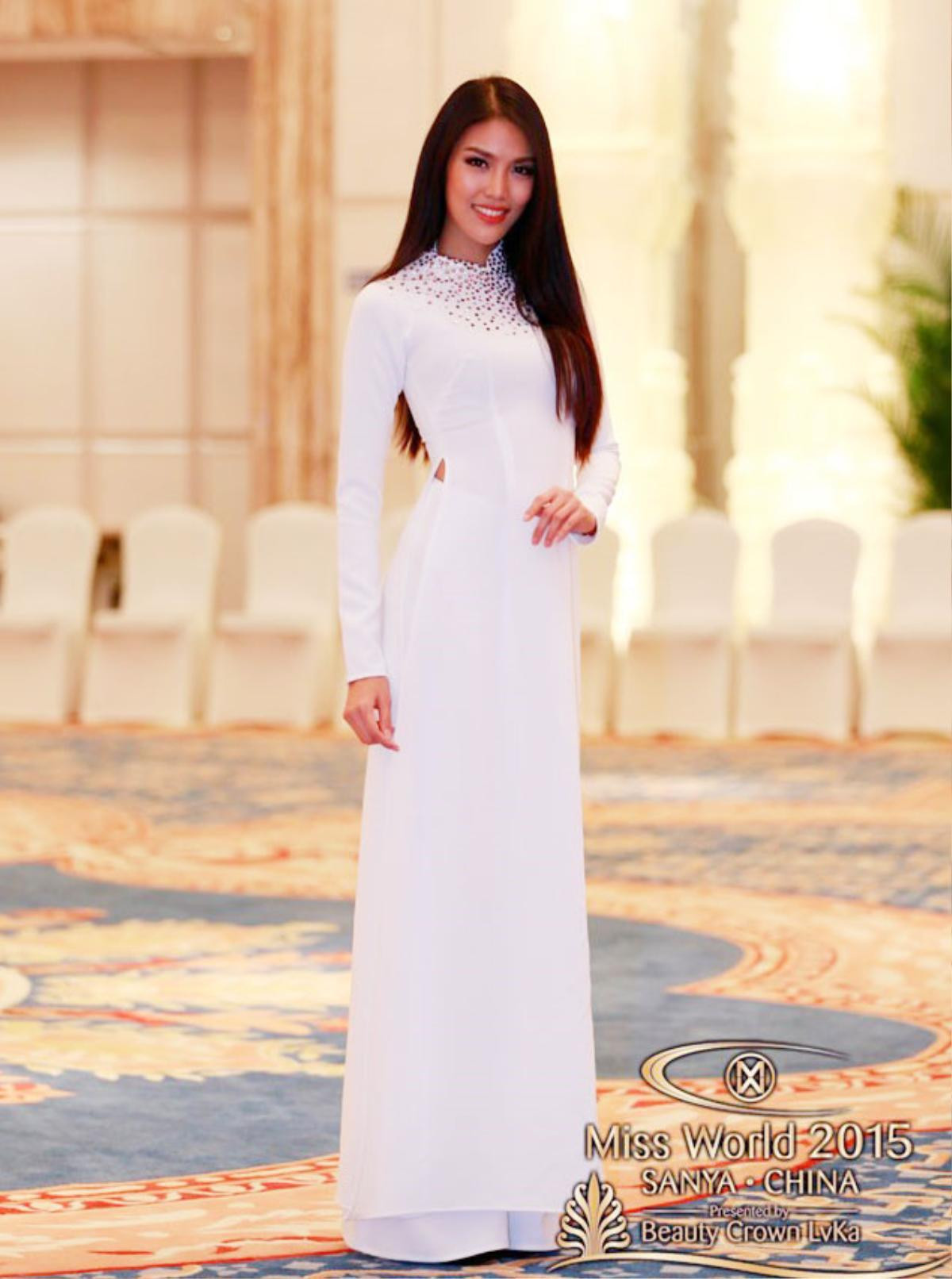 Lan Khuê và 4 lần mặc áo dài từ Siêu mẫu Việt Nam đến Miss World: Đẹp nhất vẫn là ngày làm cô dâu! Ảnh 10