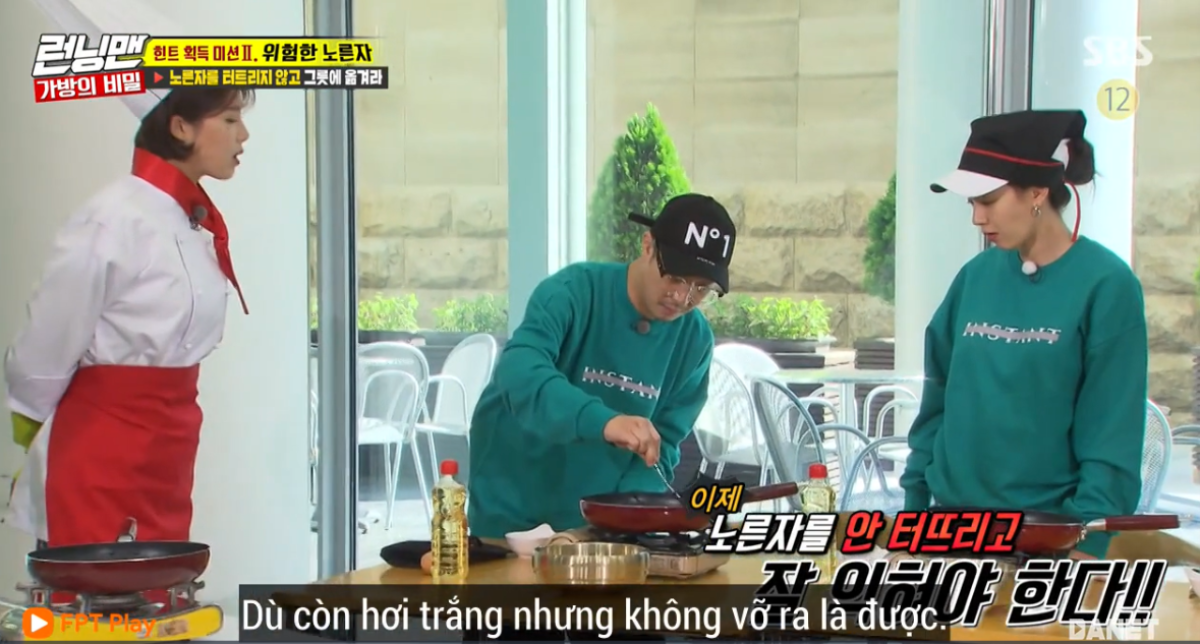 Running Man tập 419: Khám phá bí mật bất ngờ nằm trong chiếc cặp đen Ảnh 13