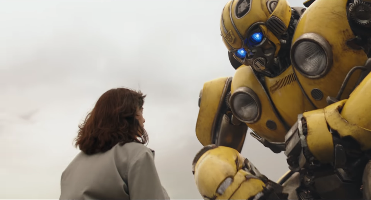 Trailer chính thức của 'Bumblebee': Bé Bee bị truy nã, John Cena vật Hailee Steinfeld xuống đất Ảnh 11