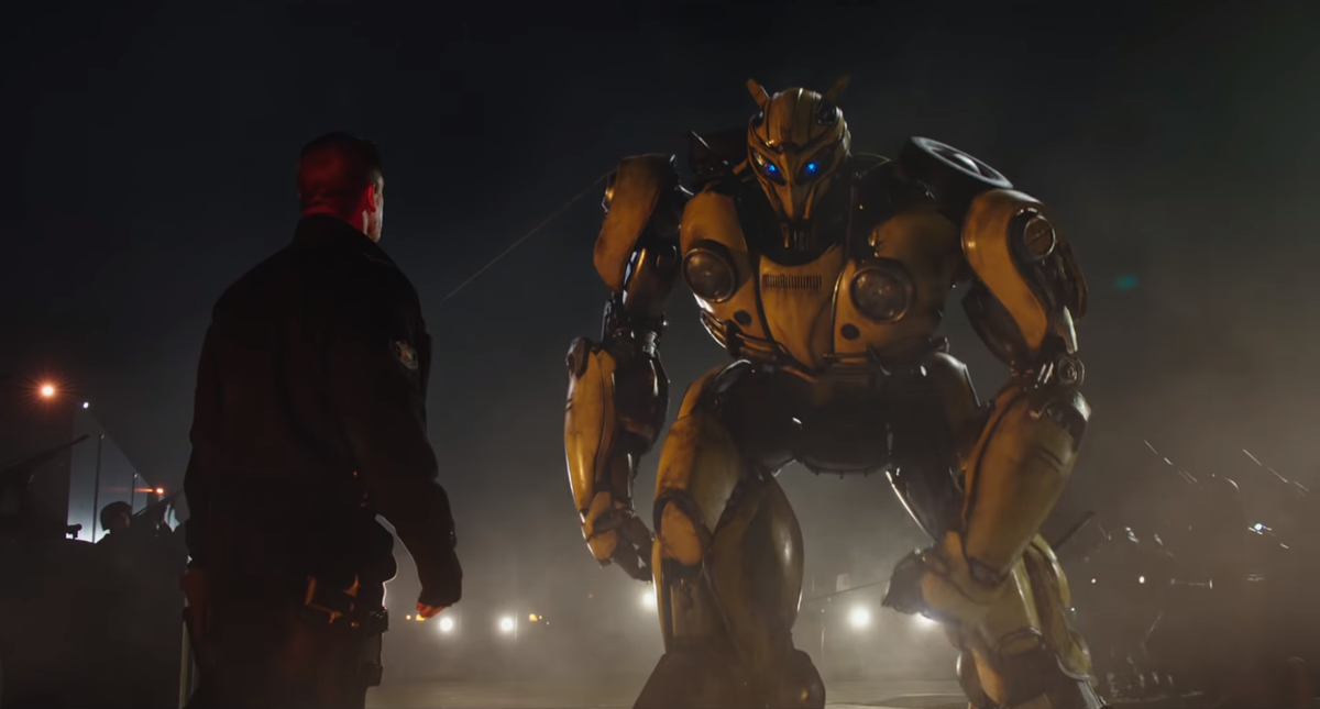 Trailer chính thức của 'Bumblebee': Bé Bee bị truy nã, John Cena vật Hailee Steinfeld xuống đất Ảnh 10