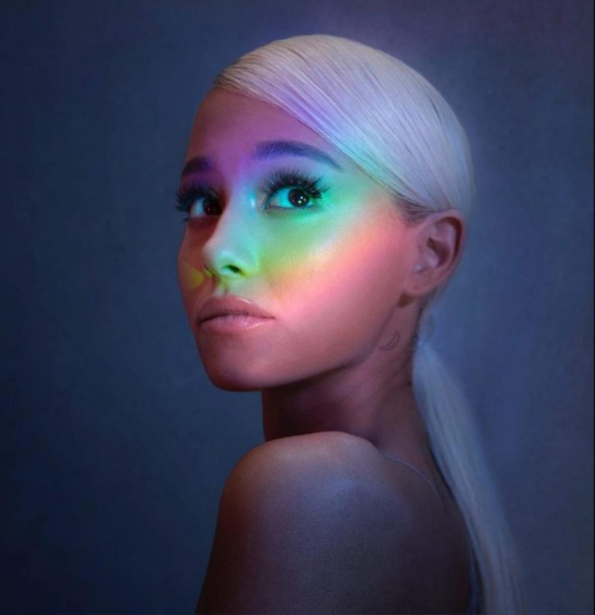 Sweetener Tour của Ariana Grande ư? Ngày càng xa vời rồi… Ảnh 2