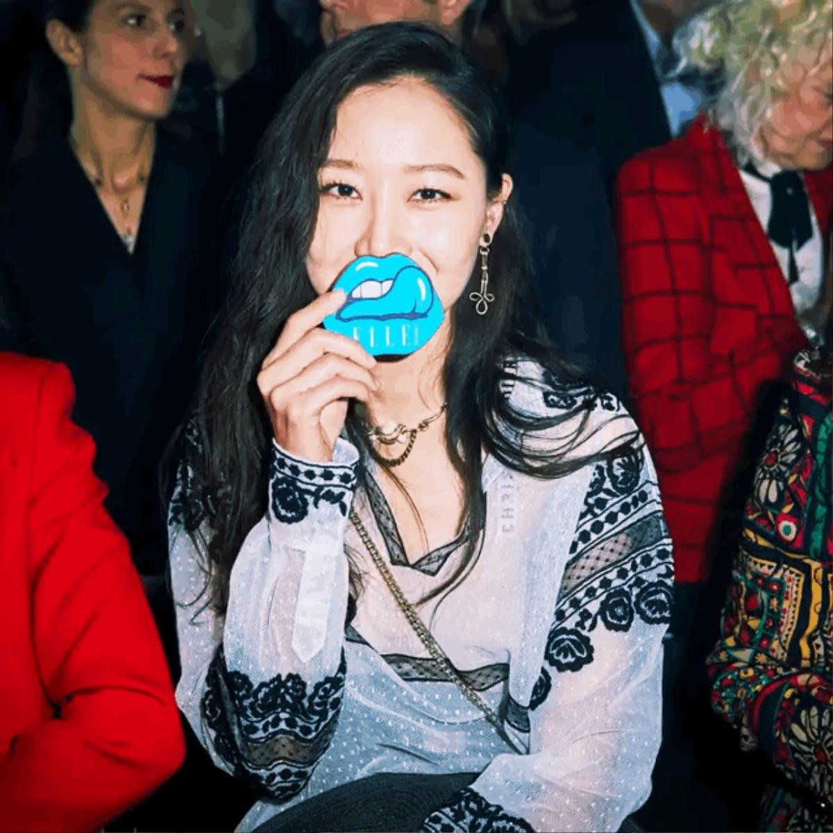 Paris Fashion Week 2018: 'Chị đại' Gong Hyo Jin, Angela Baby tỏa sáng cùng vợ 'tài tử' Ryan Reynolds Ảnh 4