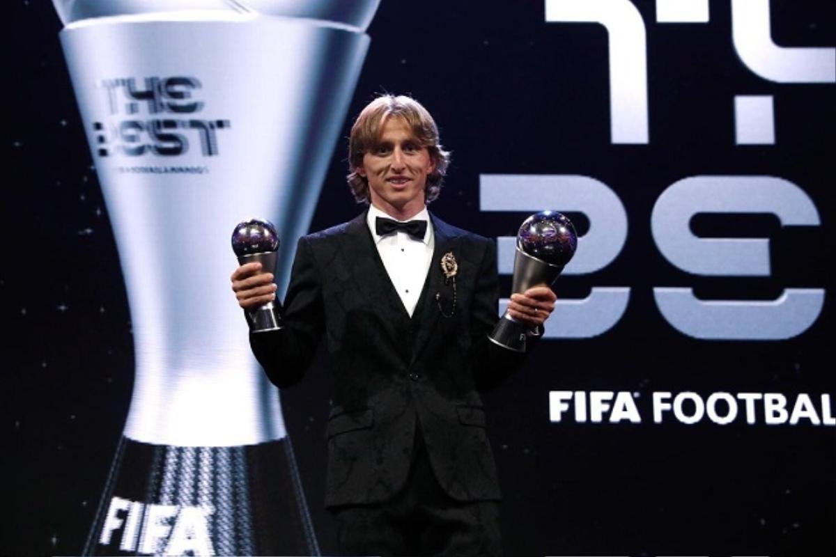 Giành giải thưởng The Best, Modric nói câu đầy ẩn ý về Ronaldo Ảnh 1