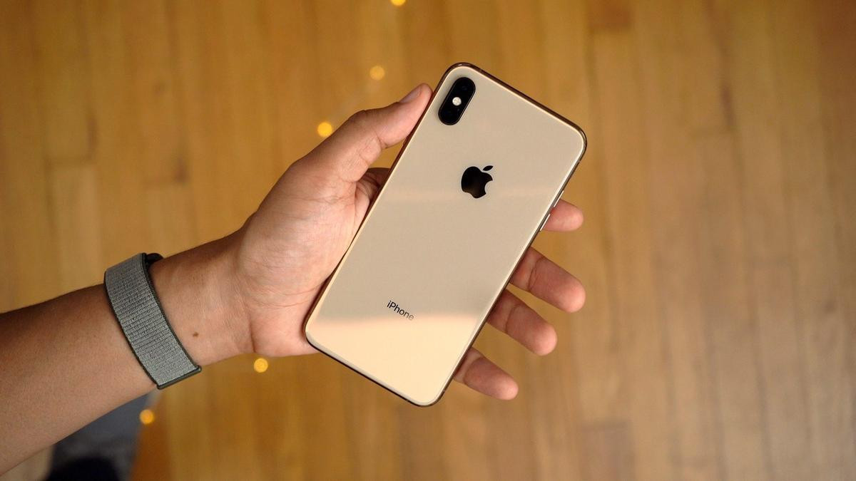 Giá thành sản xuất iPhone Xs Max chỉ 433 USD, nhưng Apple bán ra tới gấp 3 lần Ảnh 1