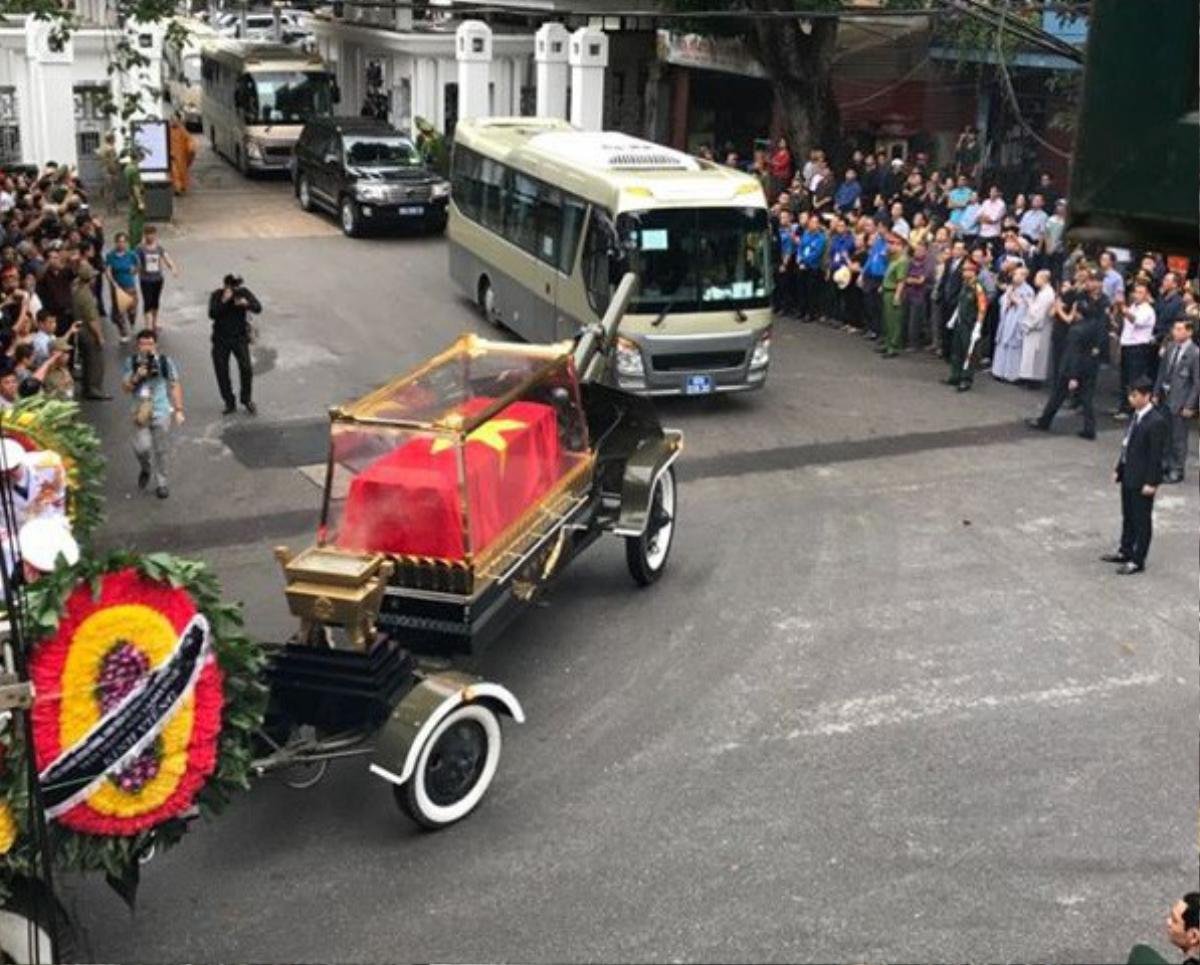 Linh cữu Chủ tịch nước Trần Đại Quang đã về quê nhà Ninh Bình Ảnh 61