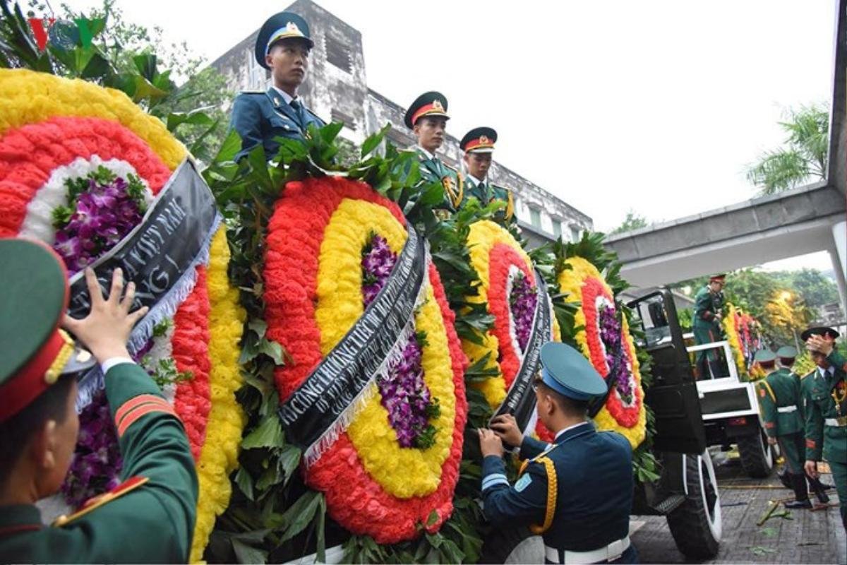 Hình ảnh cỗ linh xa đưa linh cữu Chủ tịch nước Trần Đại Quang về đất Mẹ Ảnh 8