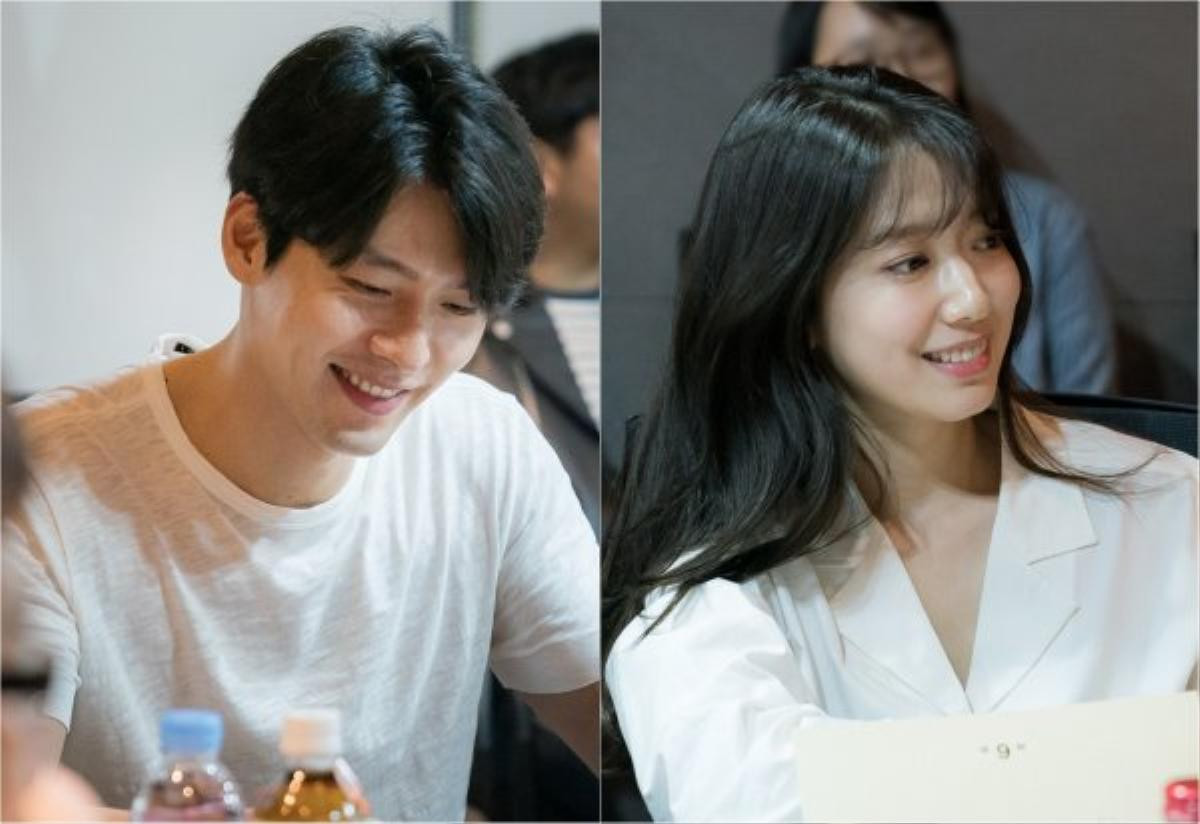 Hyun Bin, Park Shin Hye, Chanyeol gây ấn tượng tại buổi đọc kịch bản đầu tiên của 'Memories of the Alhambra' Ảnh 1