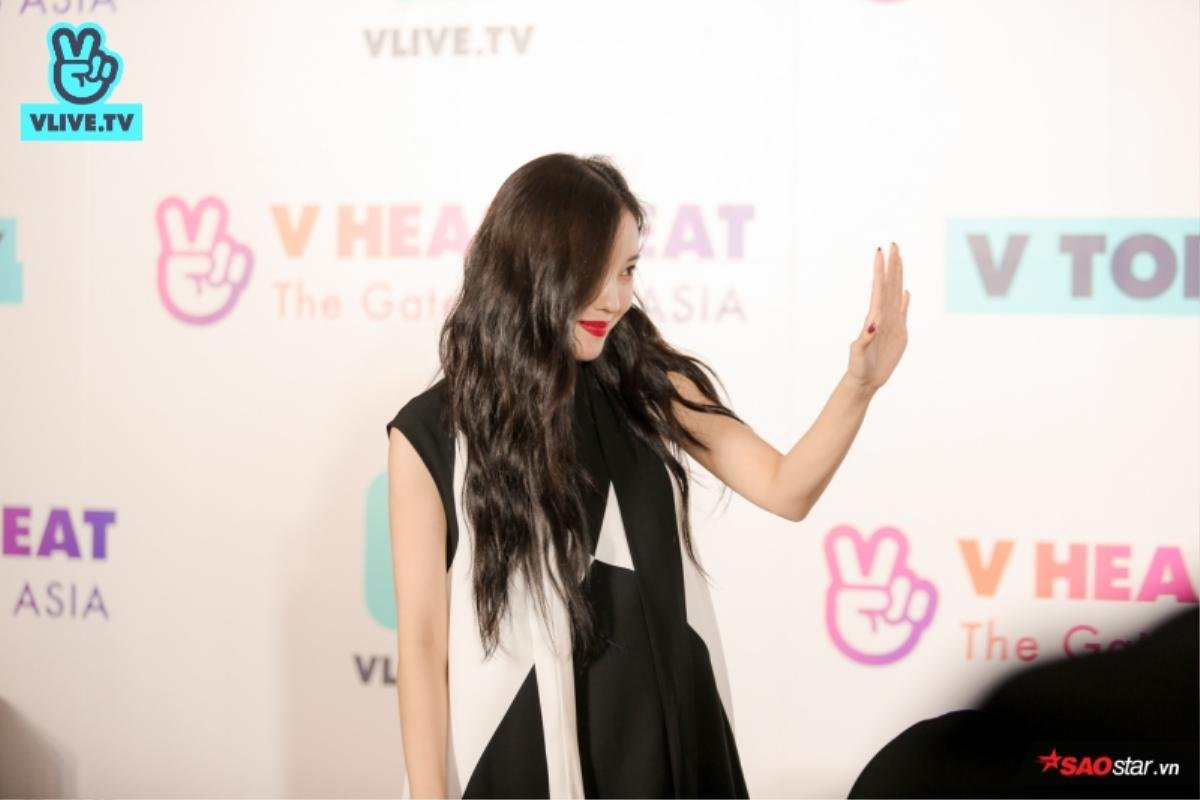 Fansign khó quên của Hyomin: Vừa 'khóc thét' vì Valak đã hạnh phúc 'không nói nên lời' với hàng trăm quả bóng bay từ Queen's Việt Ảnh 4